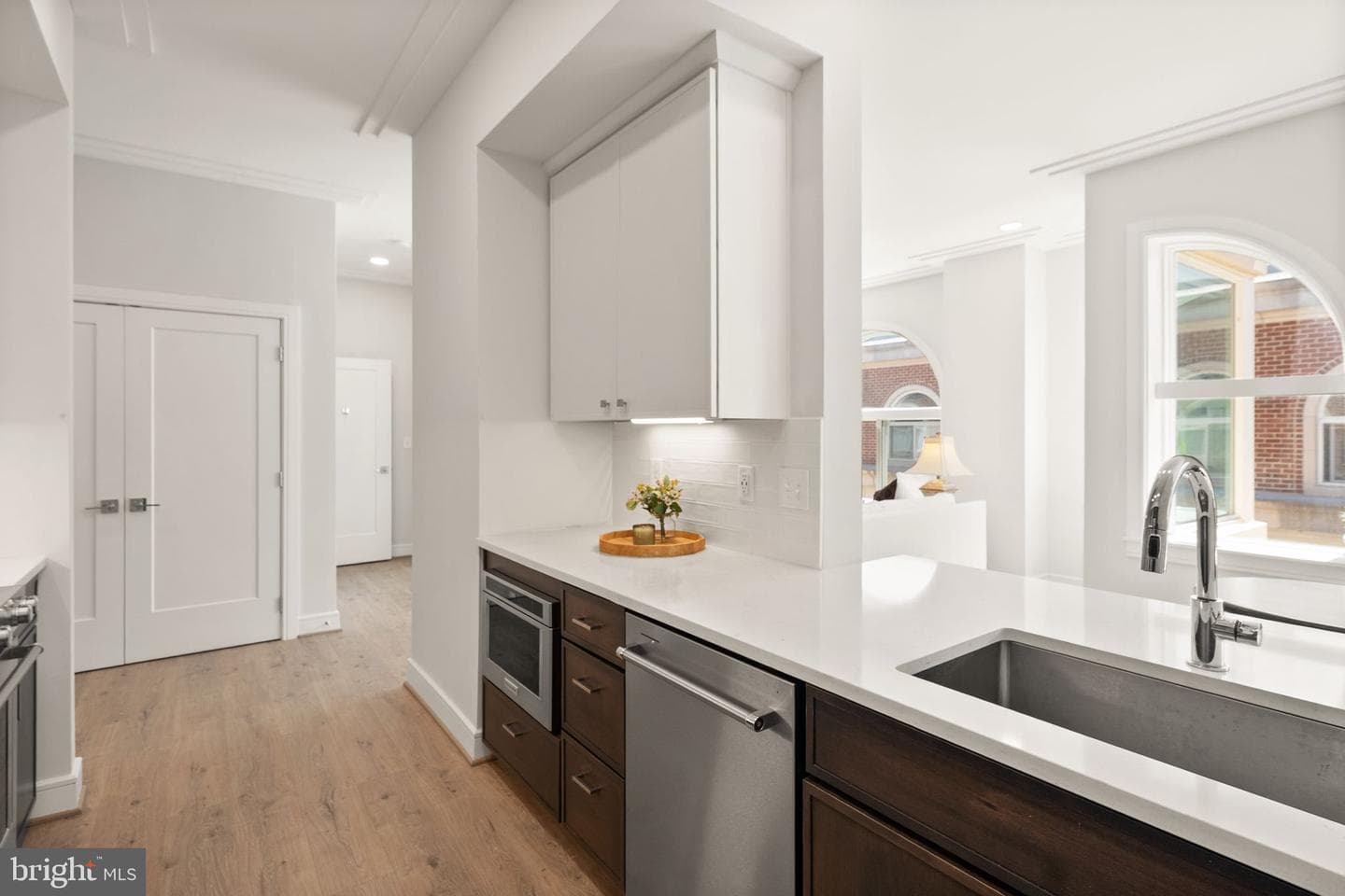 625 Slaters Lane #401 photo 10