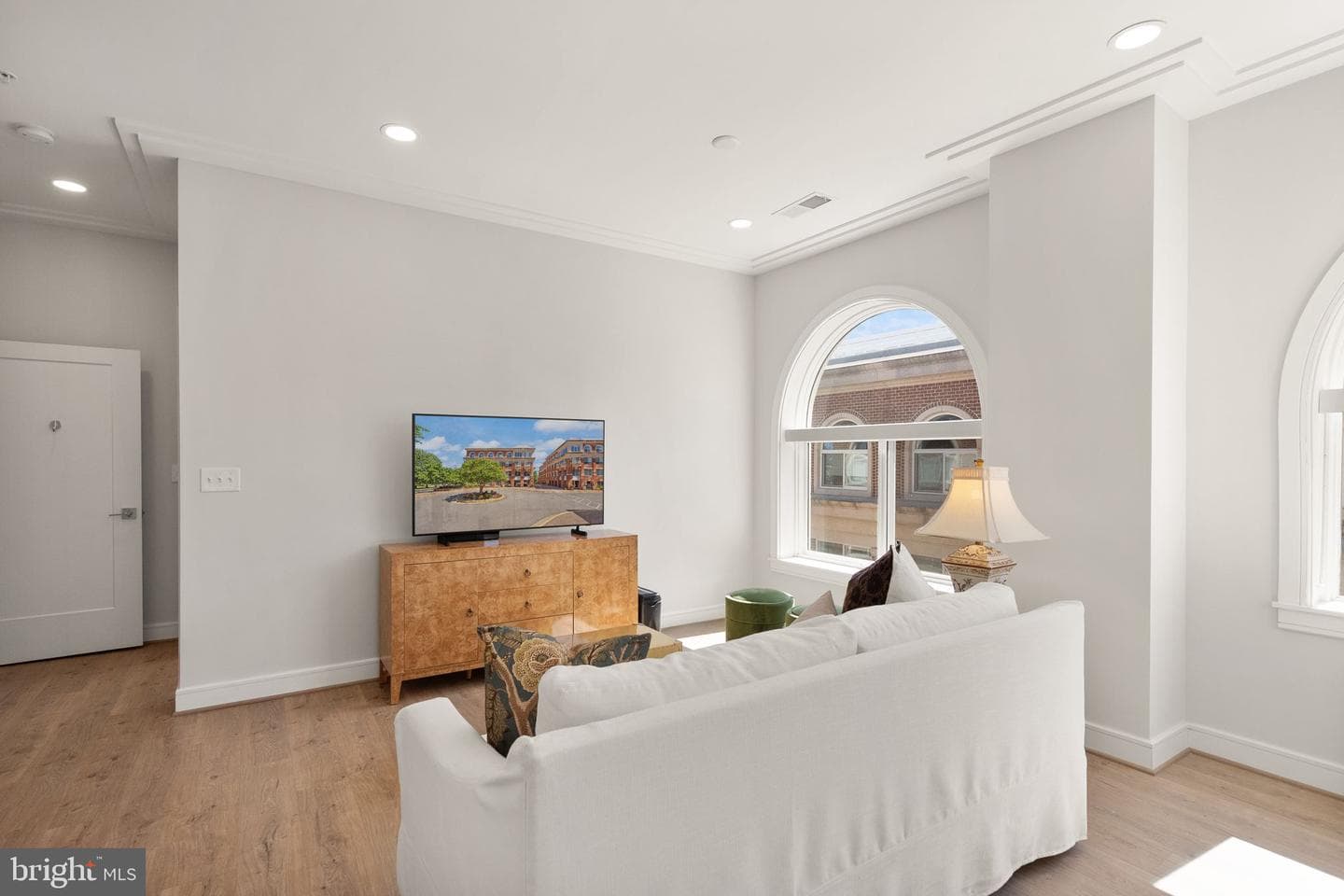 625 Slaters Lane #401 photo 4