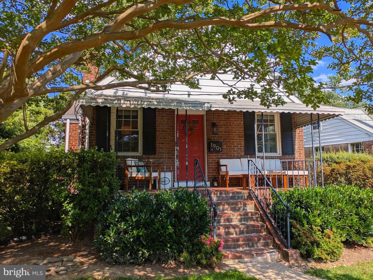 1901 Scroggins Road, Alexandria