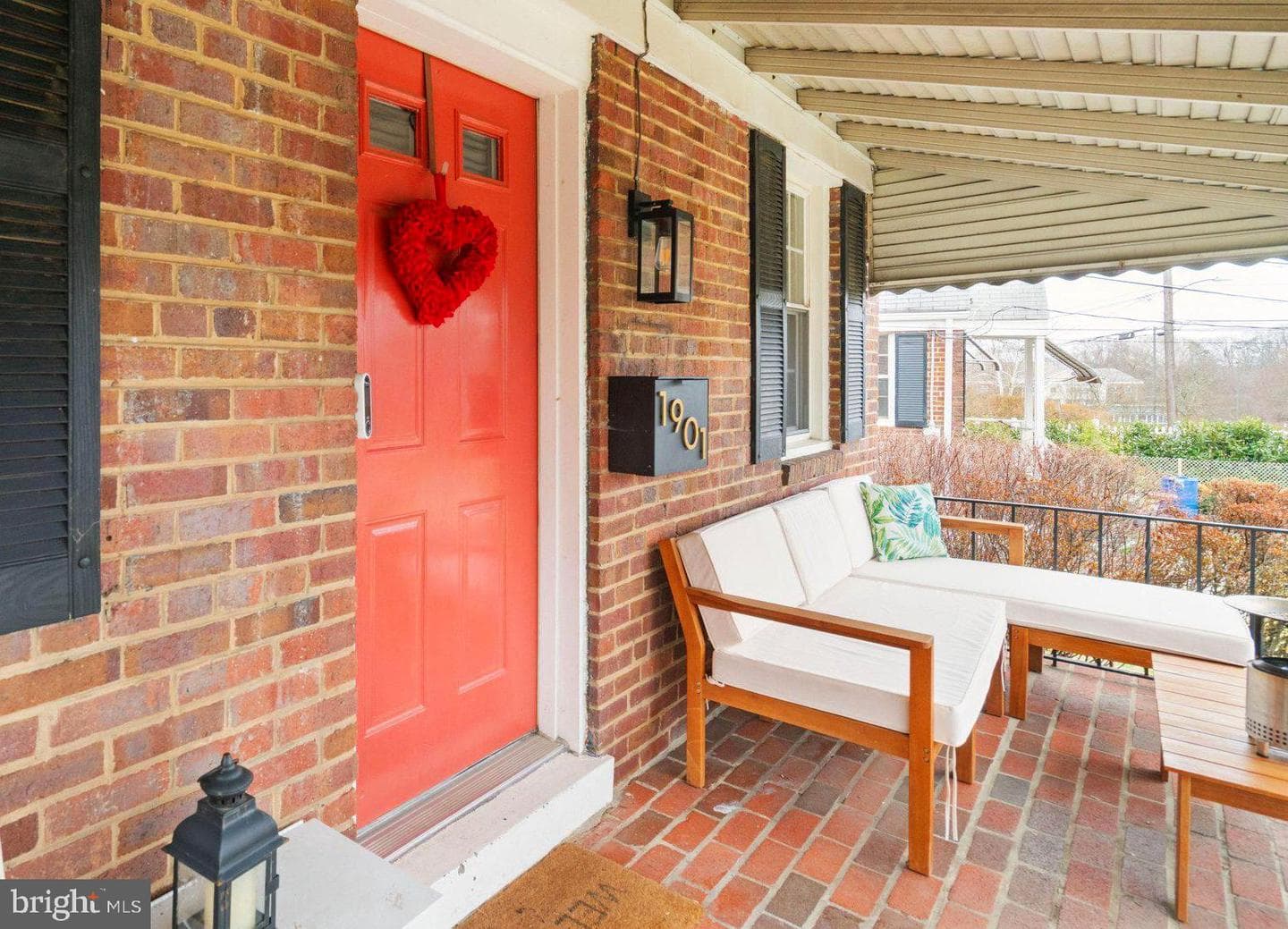 1901 Scroggins Road, Alexandria
