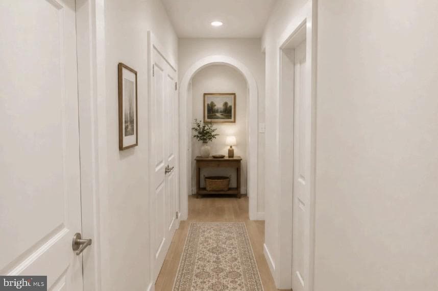 205 Macarthur Road photo 9