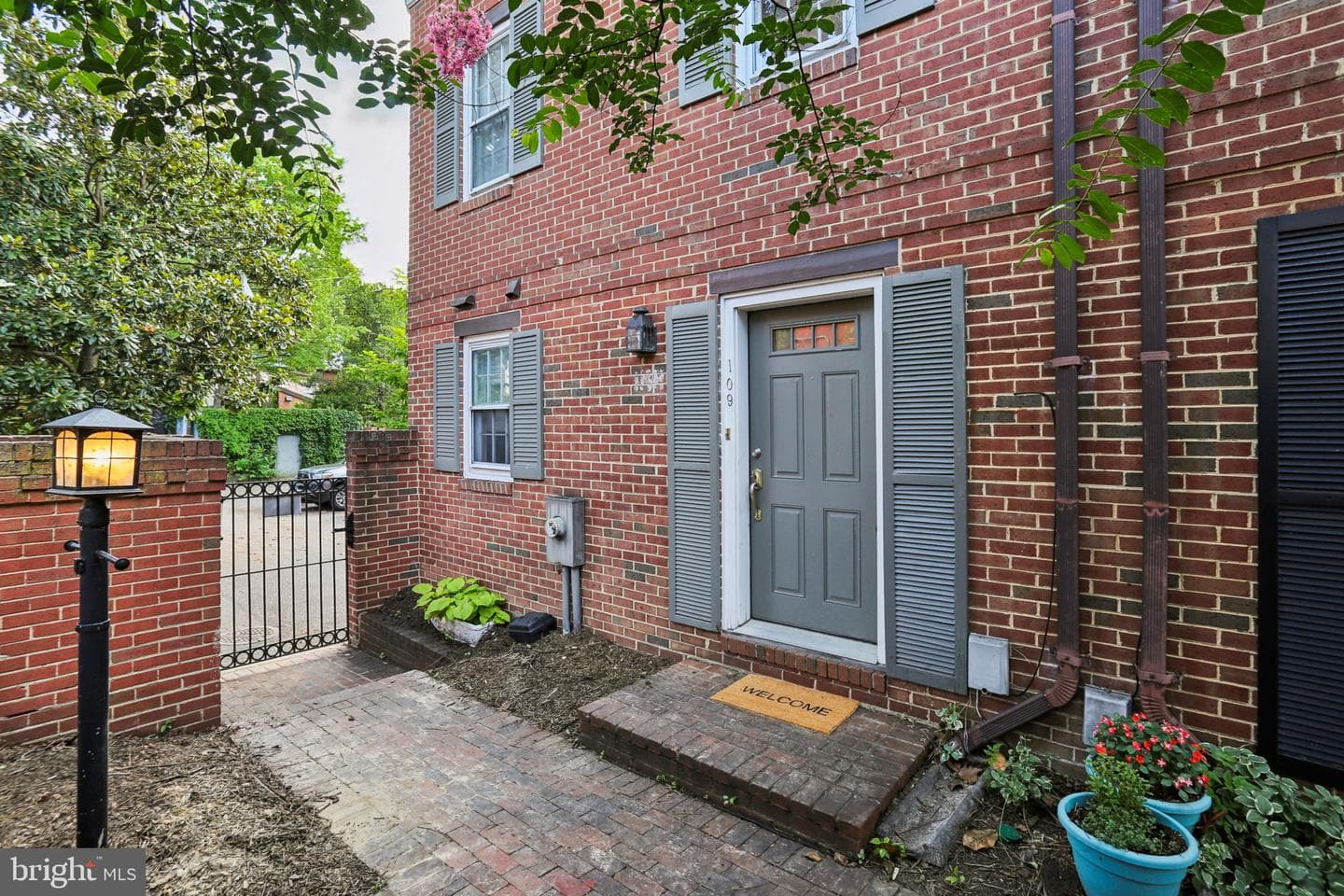 109 King Henry Court, Alexandria
