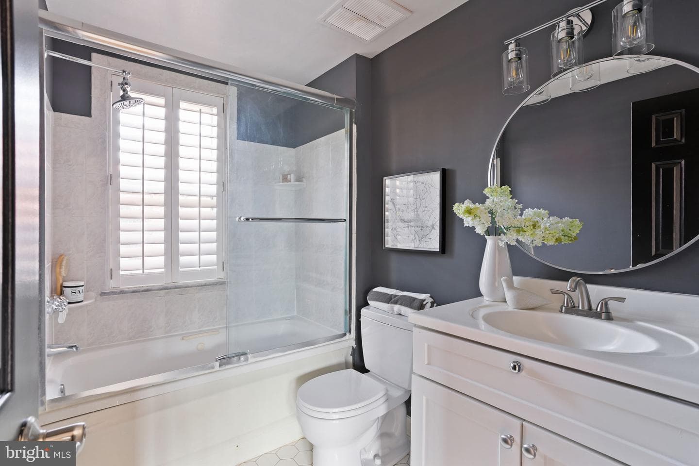 109 King Henry Court photo 20