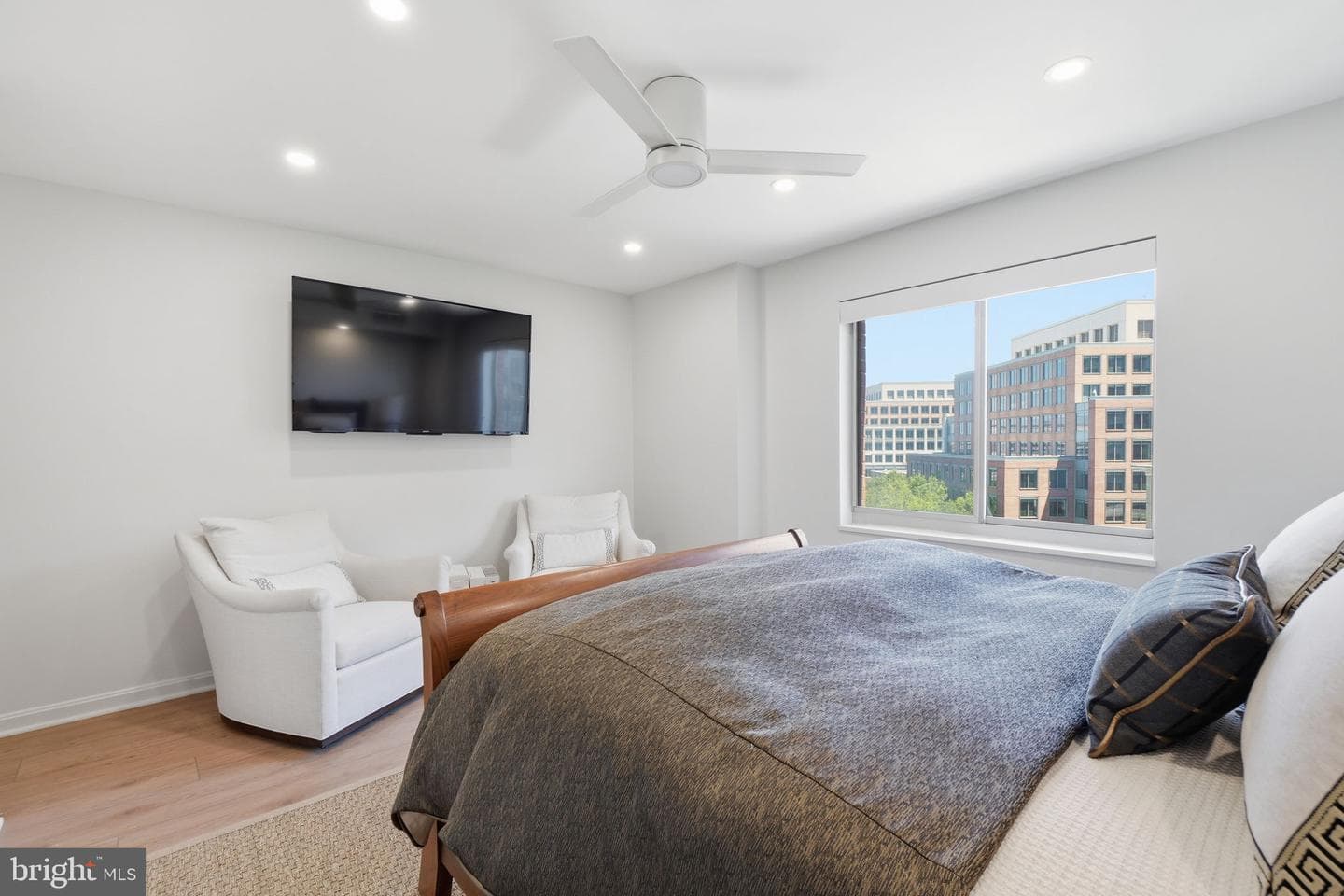 2121 Jamieson Avenue #1009 photo 12