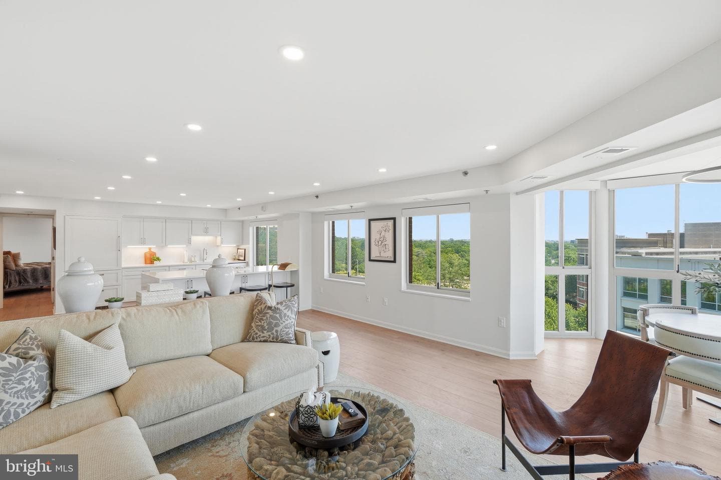 2121 Jamieson Avenue #1009 photo 3