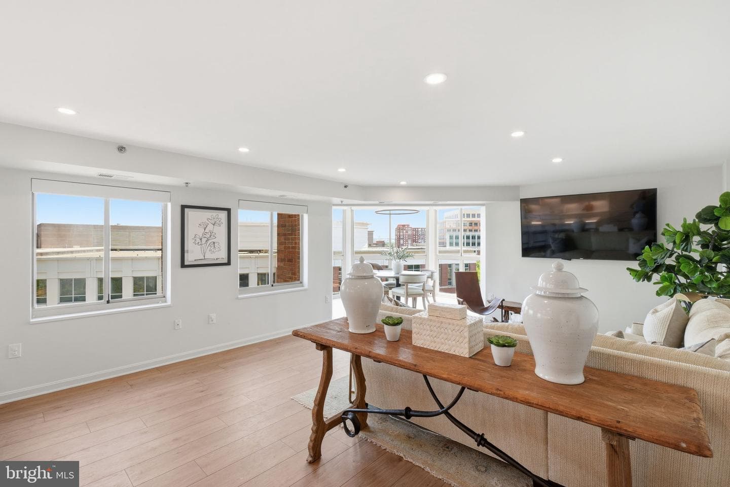 2121 Jamieson Avenue #1009 photo 5