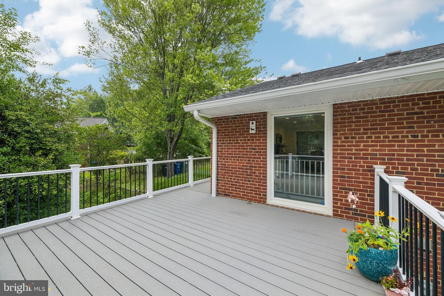 1111 Archer Court photo 50