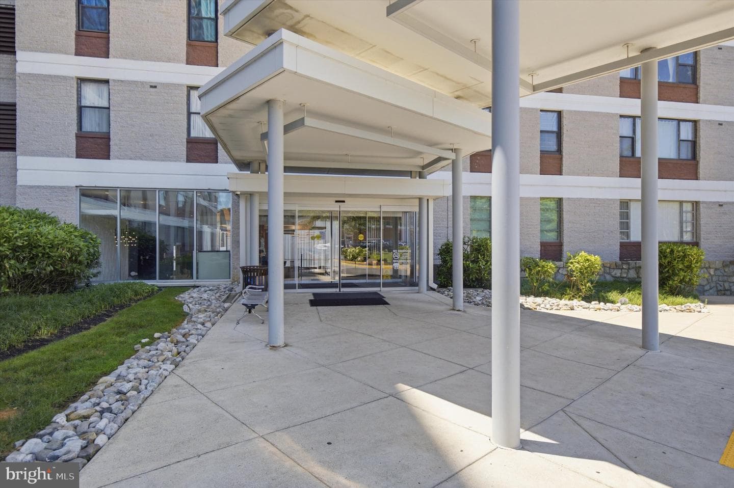4600 Duke Street #528, Alexandria