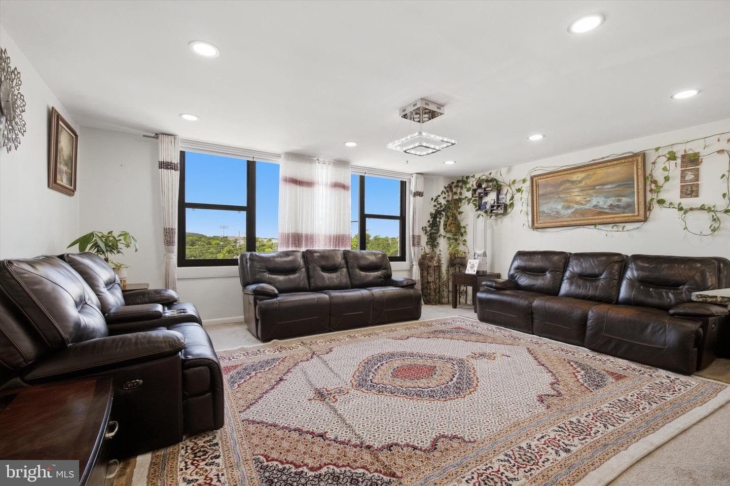 4600 Duke Street #528 photo 3