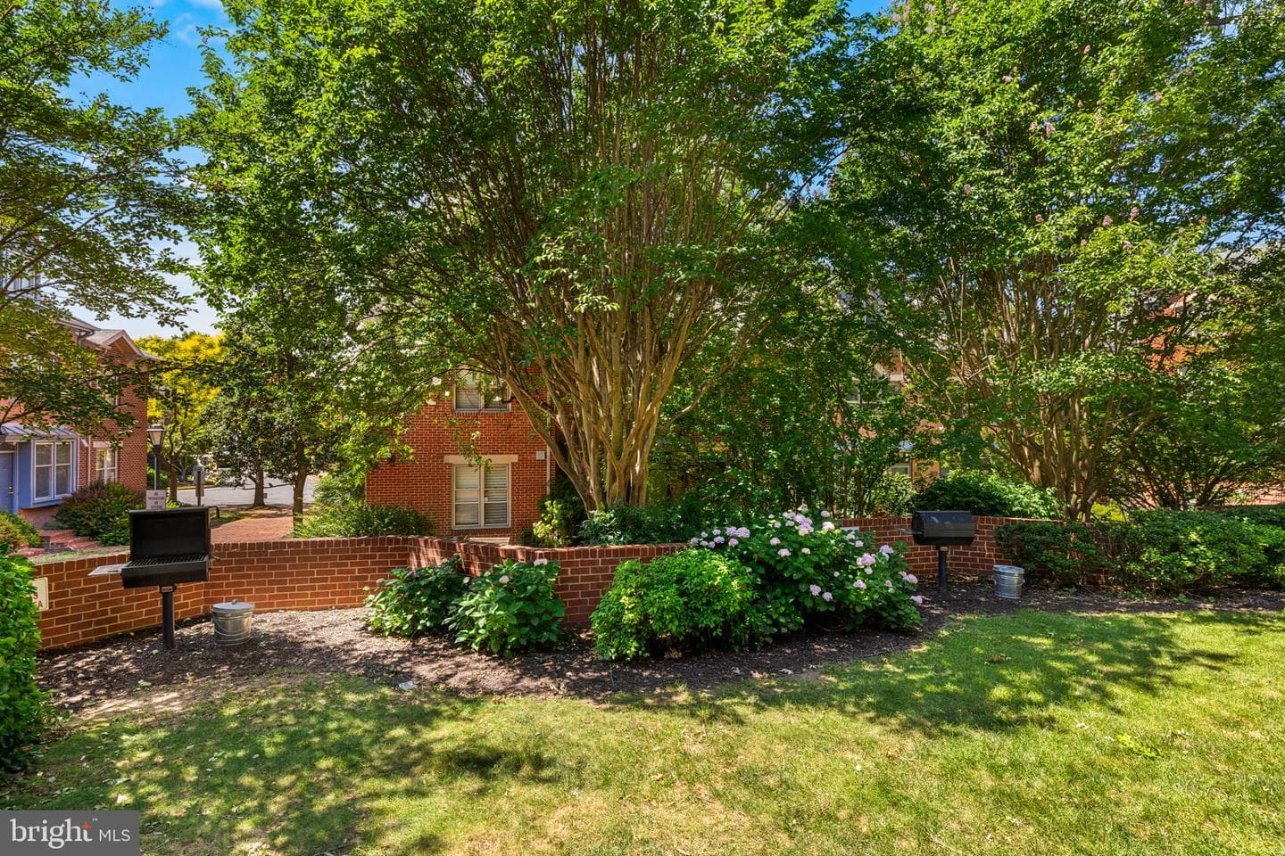 545 E Braddock Road #408 photo 24