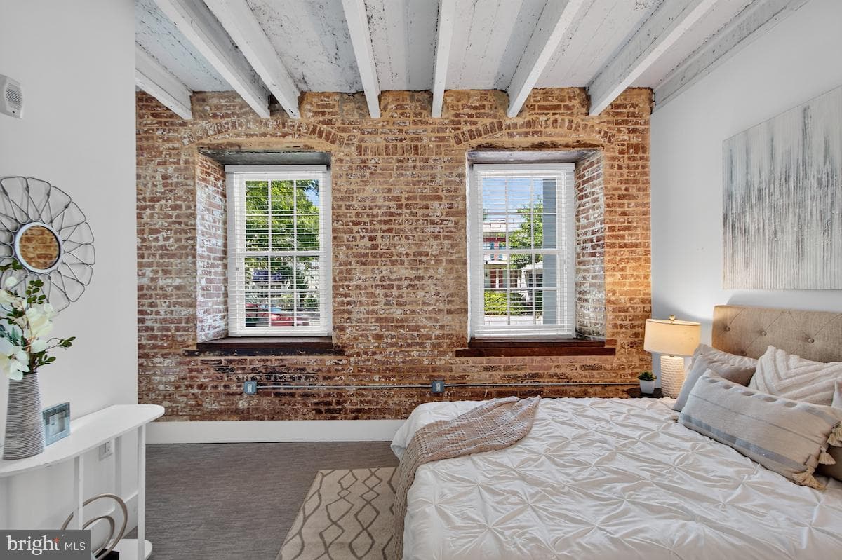 515 N Washington Street #105 photo 29