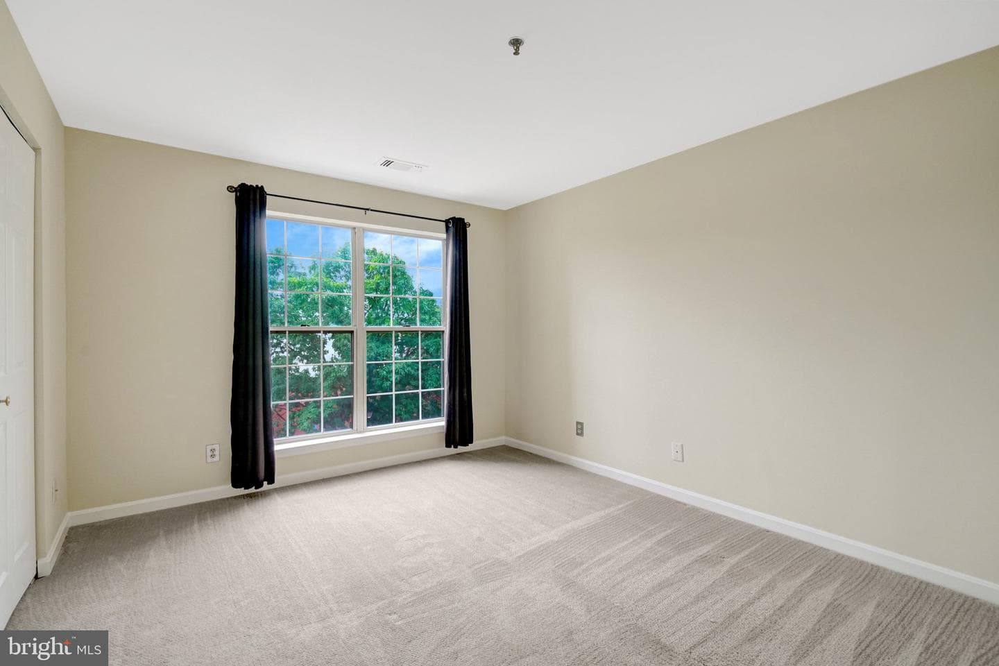 1100 Quaker Hill Drive #307 photo 29