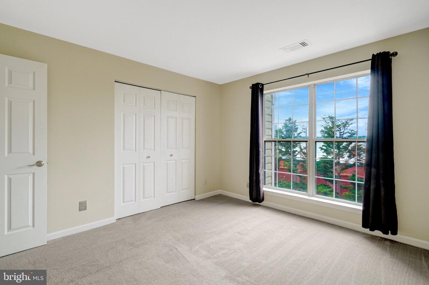 1100 Quaker Hill Drive #307 photo 30