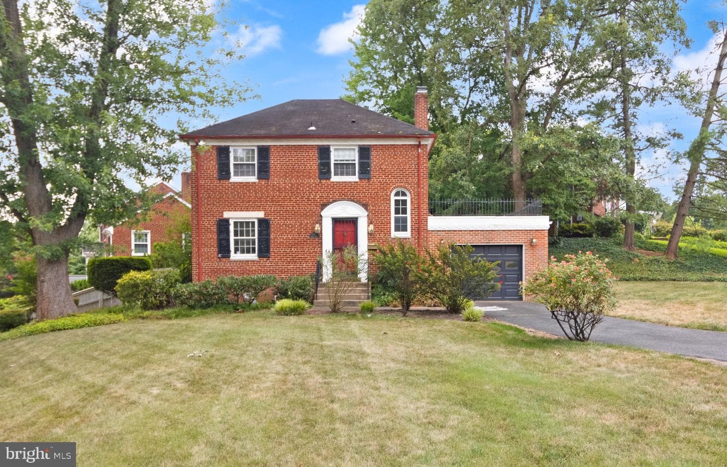 2317 Valley Drive, Alexandria