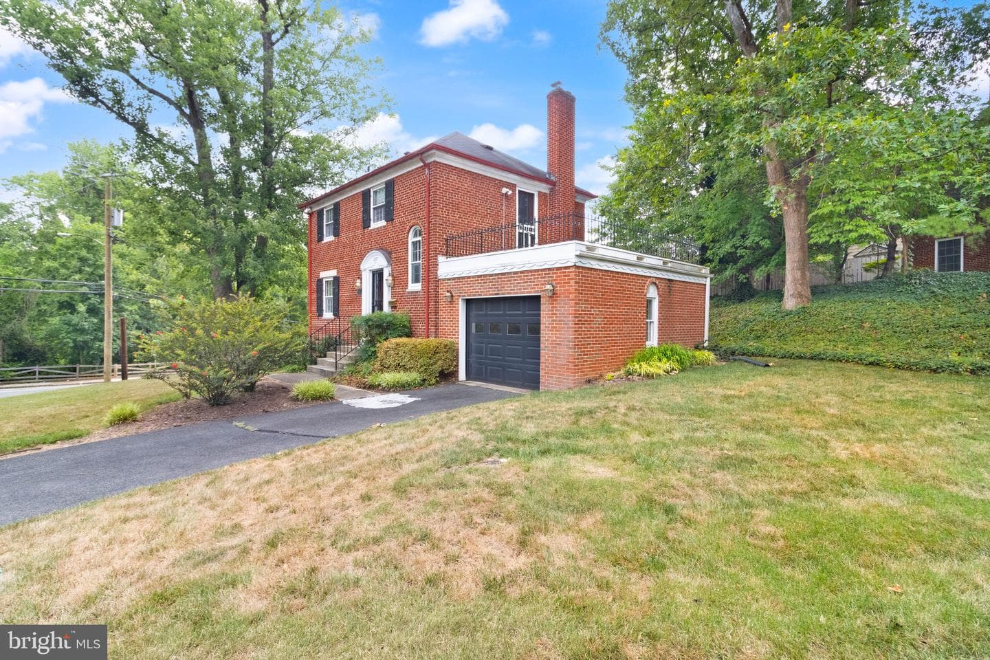 2317 Valley Drive, Alexandria
