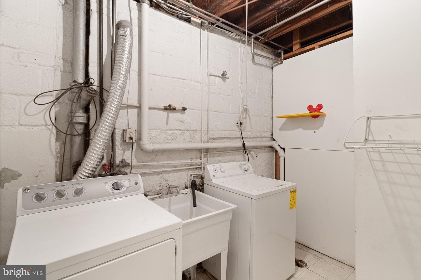 2317 Valley Drive photo 35