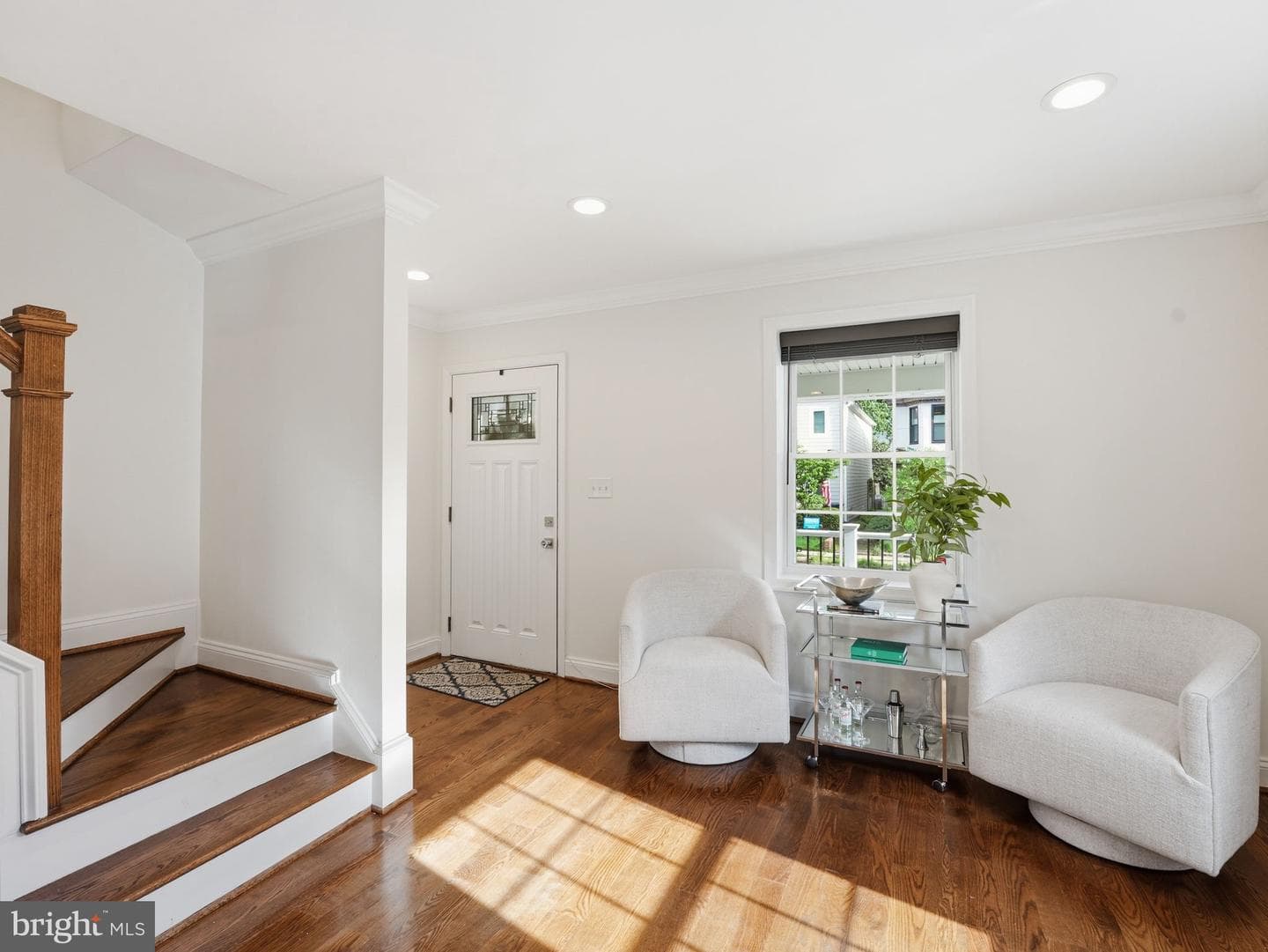 102 E Howell Avenue photo 10