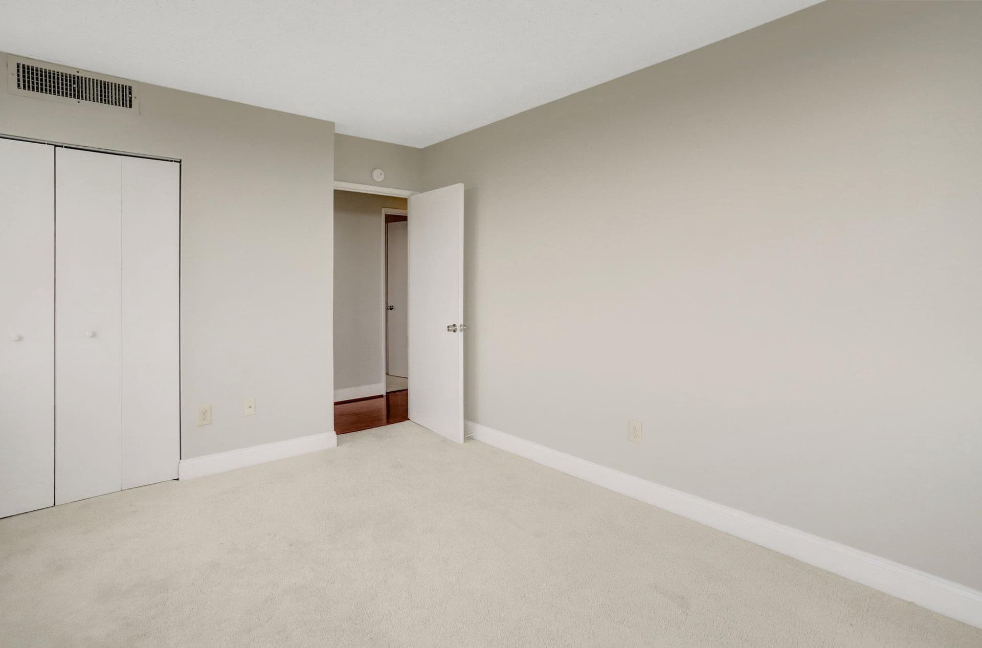 6301 Stevenson Avenue #1516 photo 54