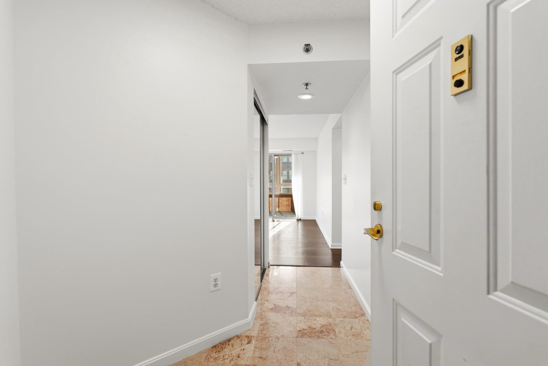 2181 Jamieson Avenue #1402, Alexandria