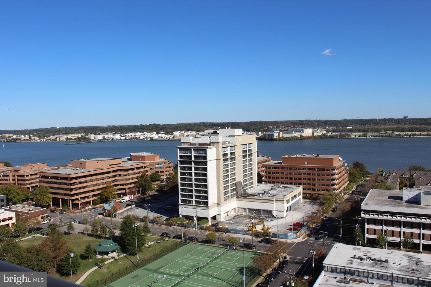 801 N Pitt Street #1203 photo 31