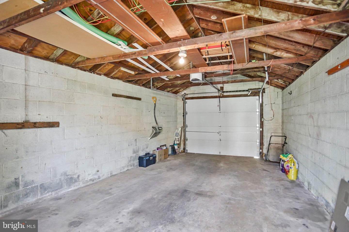 241 Lynhaven Drive photo 52
