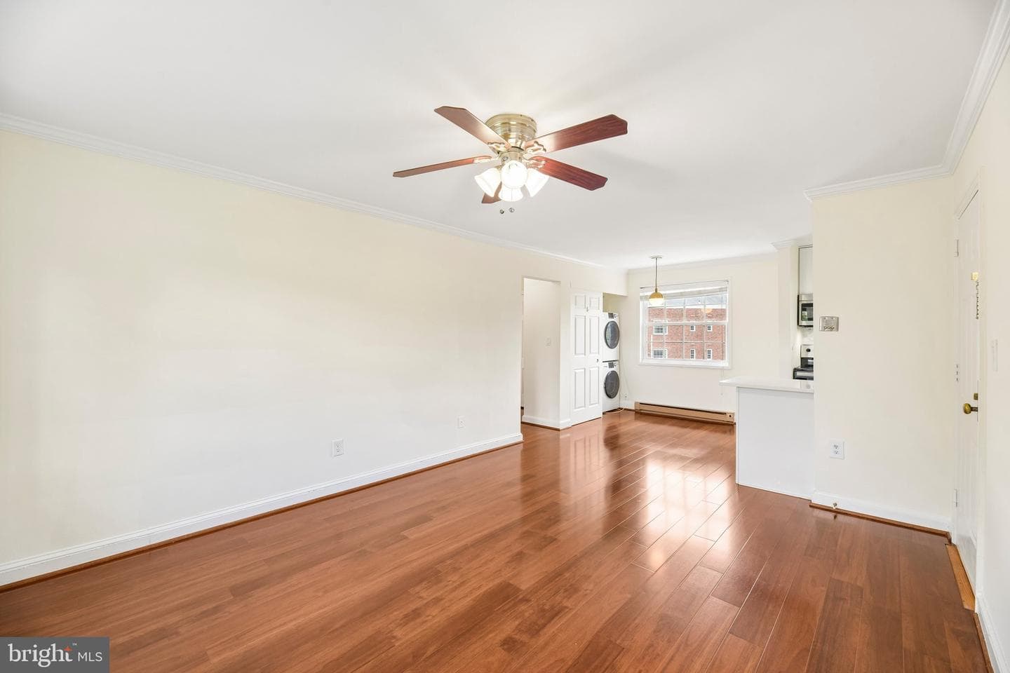 1722 W Abingdon Drive #301 photo 10