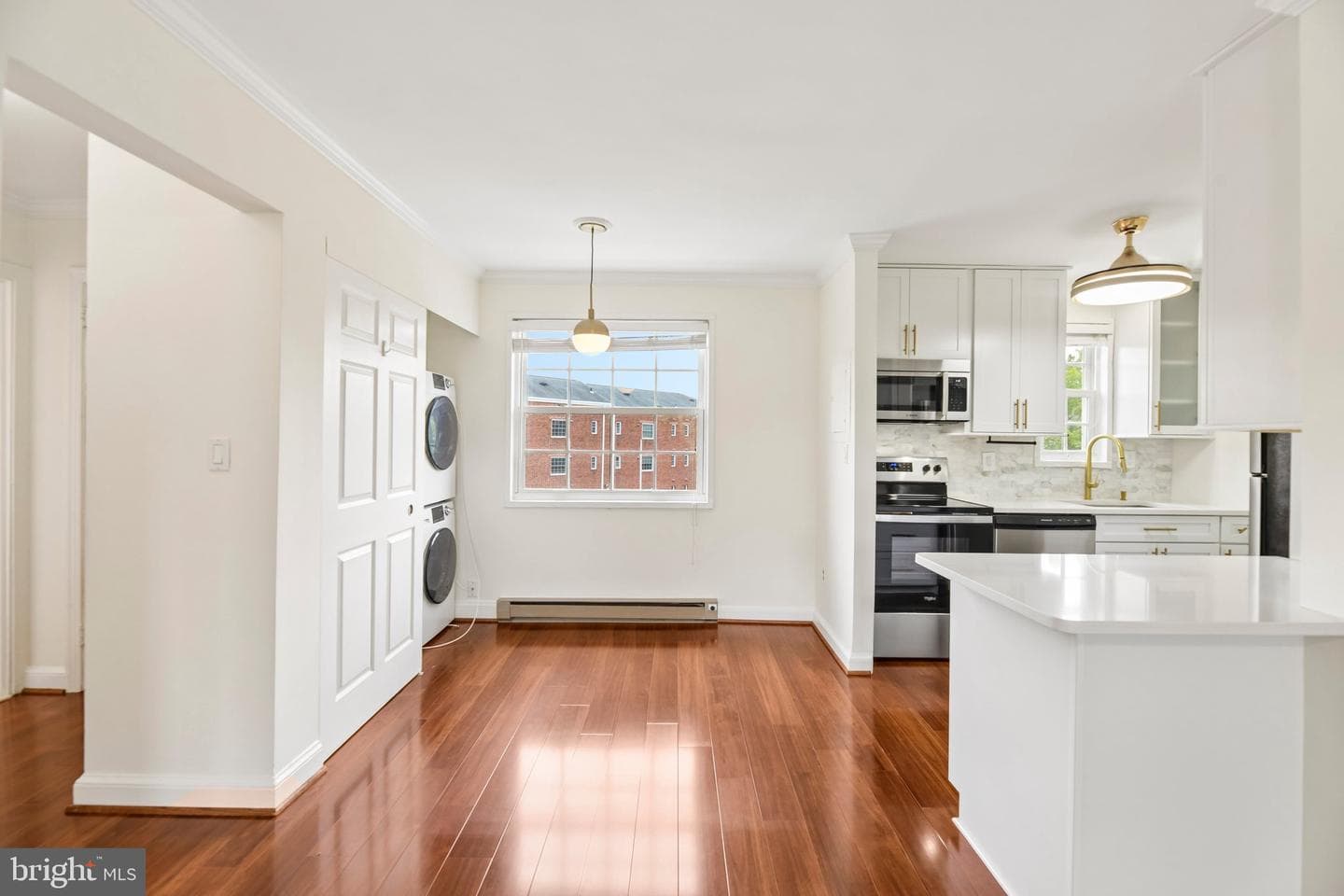 1722 W Abingdon Drive #301 photo 15