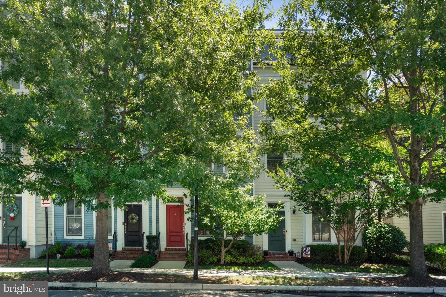 727 N Alfred Street photo 6