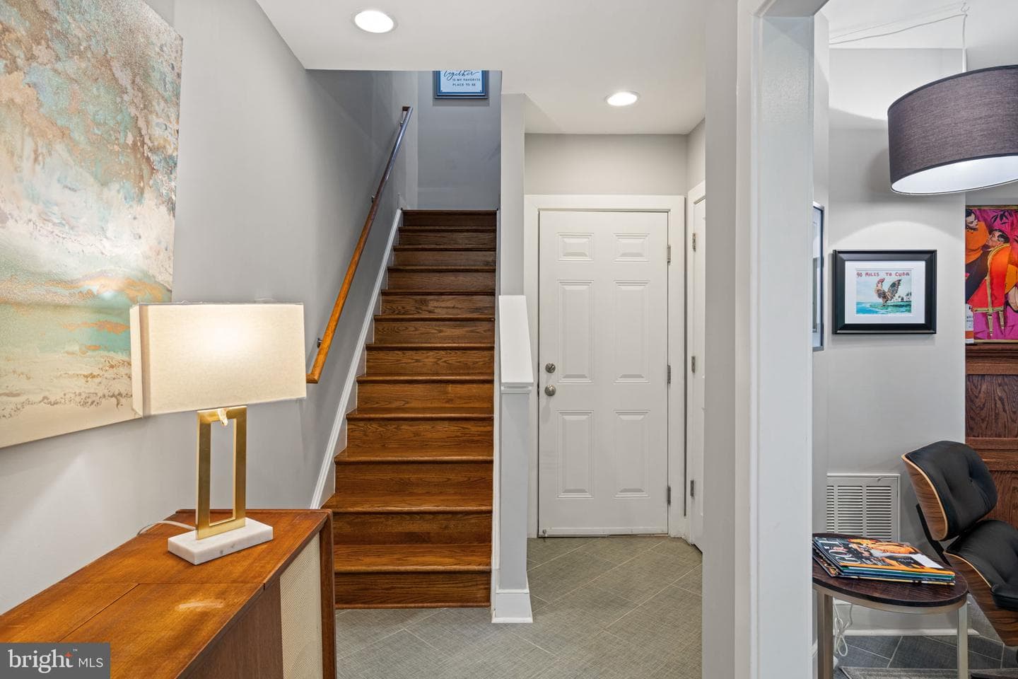 727 N Alfred Street photo 8