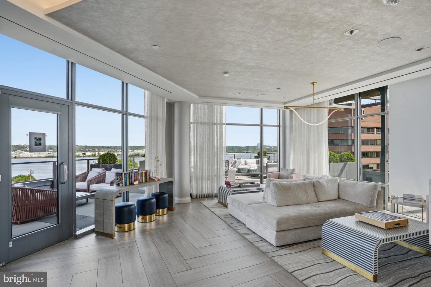1201 N Royal Street #206, Alexandria