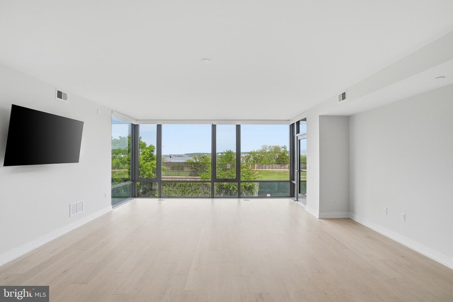 1201 N Royal Street #206 photo 23