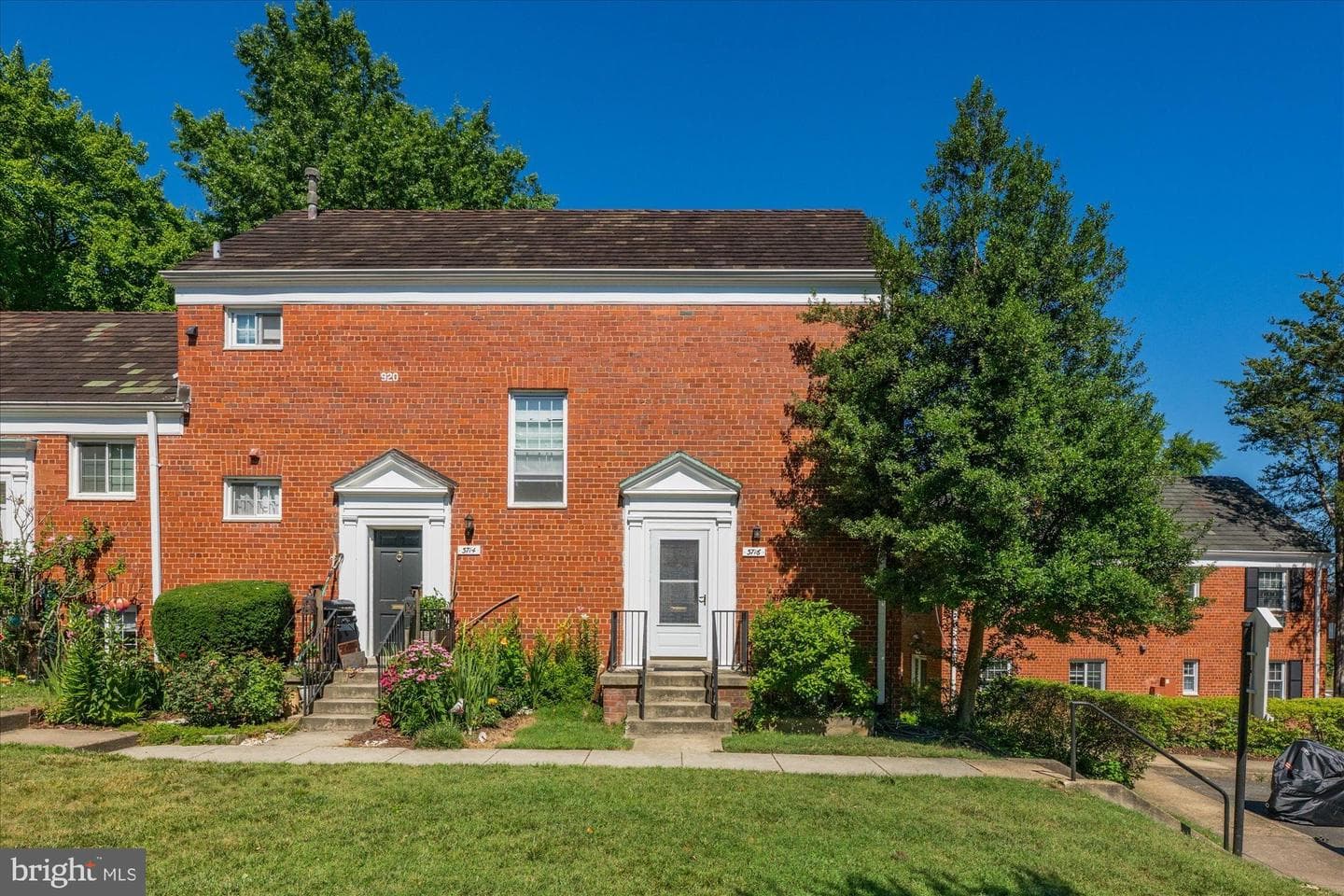 3716 Gunston Road, Alexandria