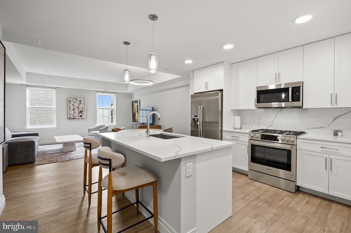 225 Strand Street #202 photo 4
