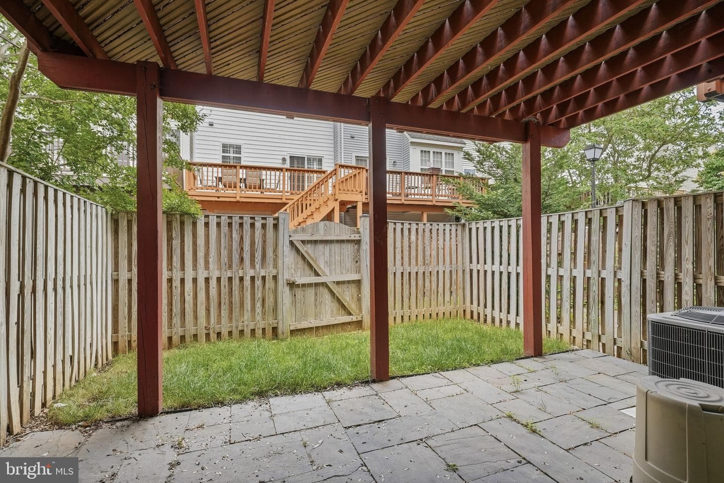 112 Cahill Drive photo 37