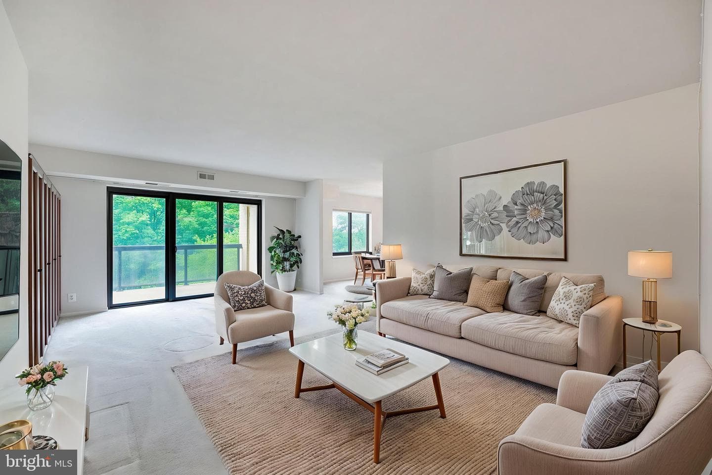307 Yoakum Parkway #512, Alexandria