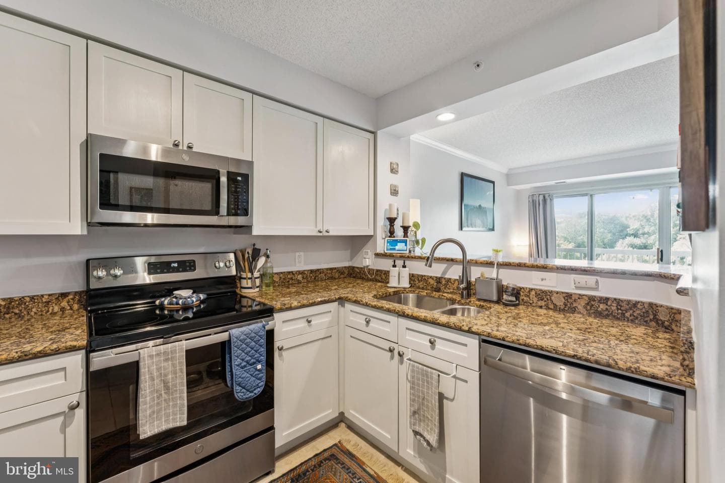 3101 N Hampton Drive #709 photo 3