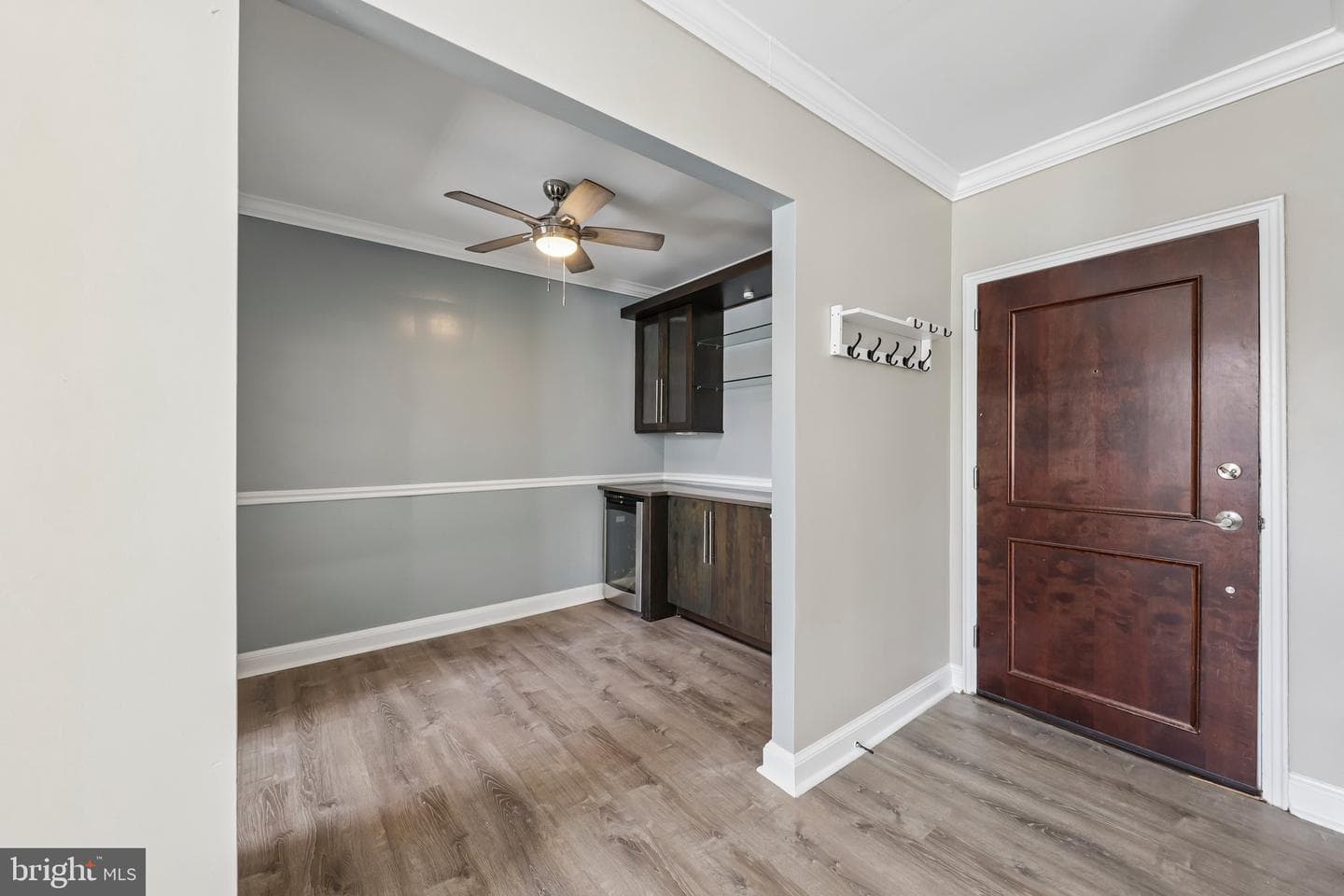 906 S Washington St # 207 photo 5