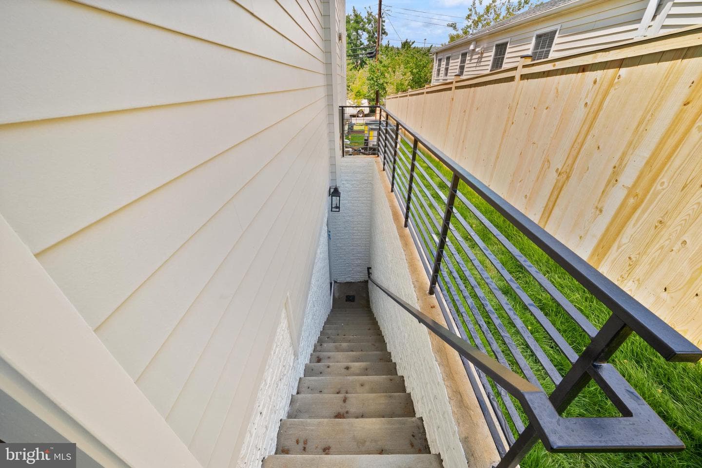 31 E Reed Avenue photo 59