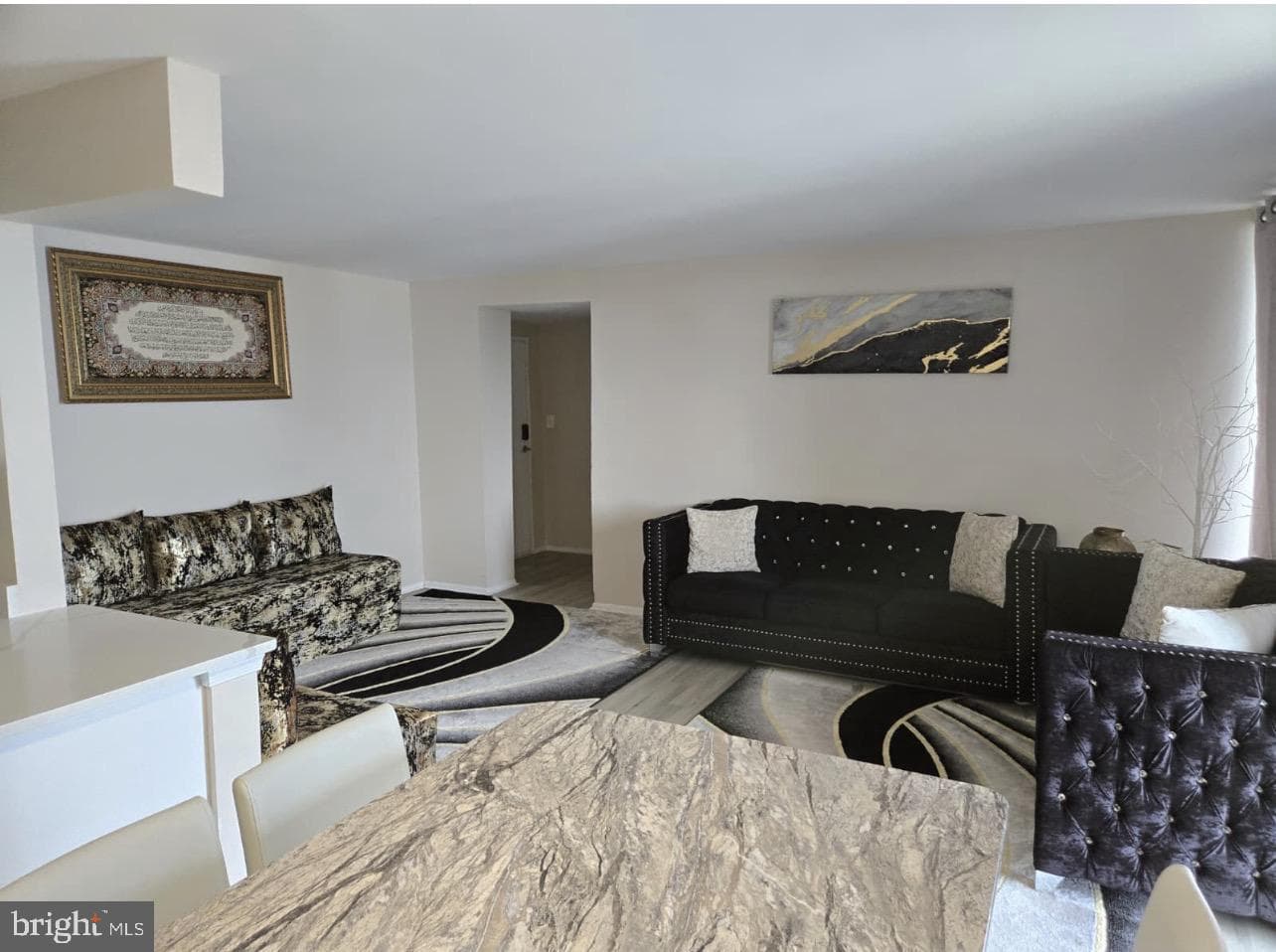 16 S Van Dorn St # 607 photo 4