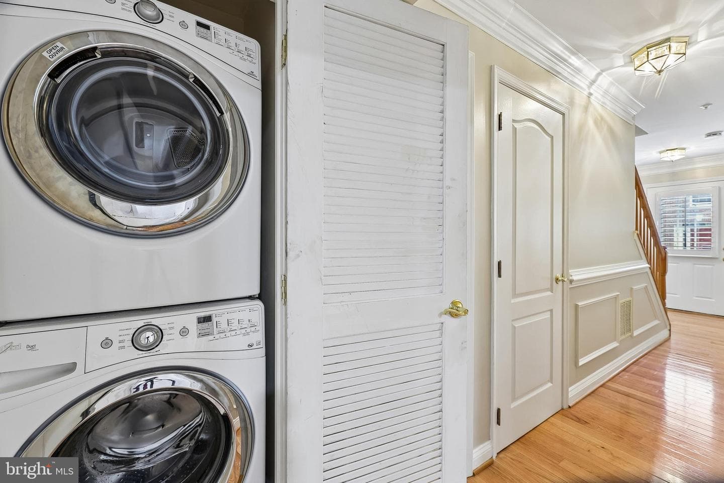 113 Meadows Lane photo 12