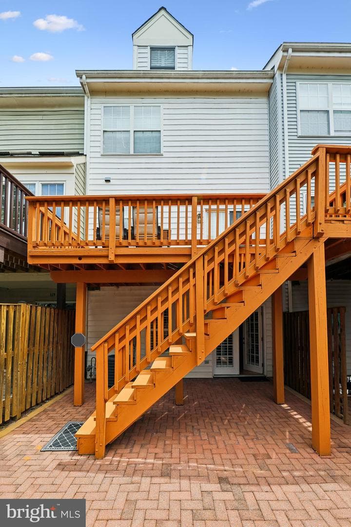 113 Meadows Lane photo 39