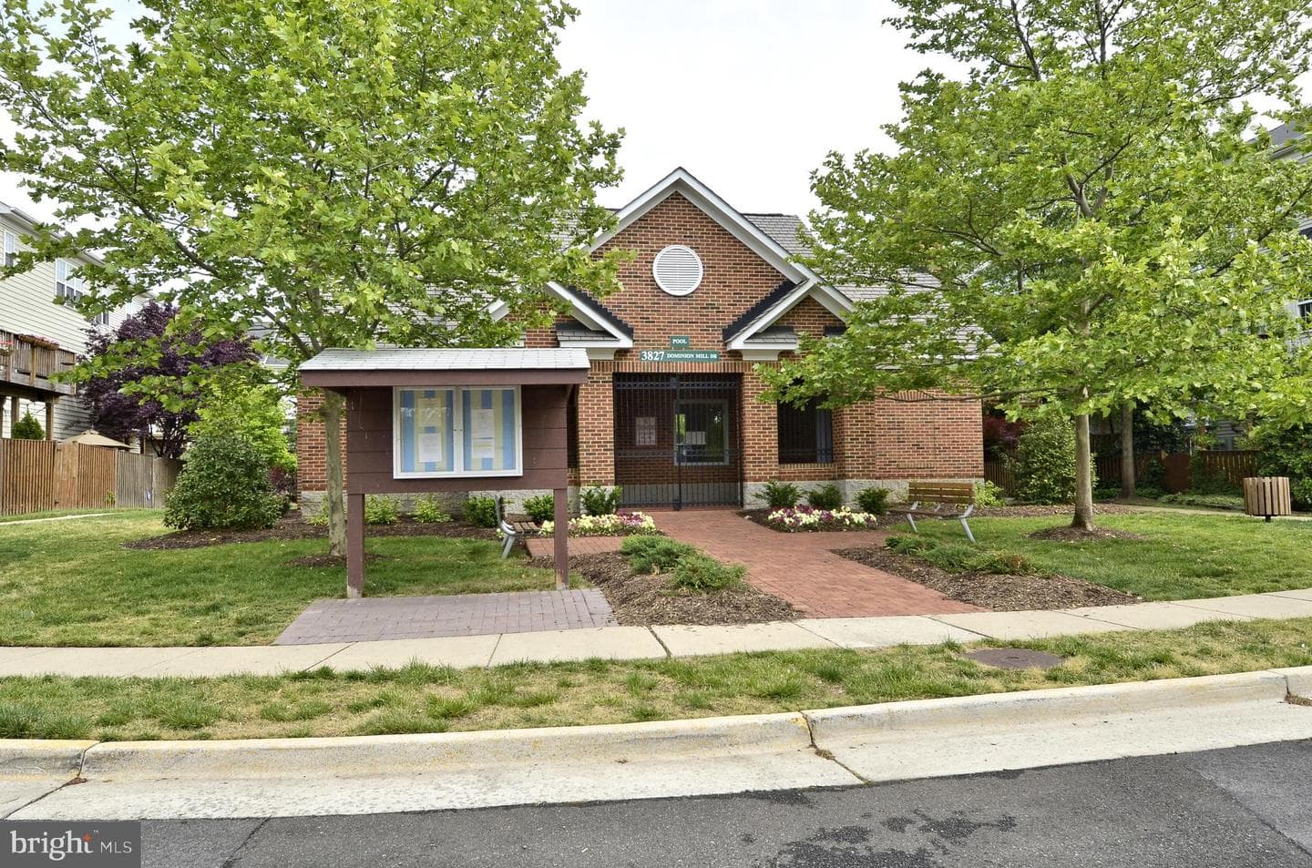 113 Meadows Lane photo 47