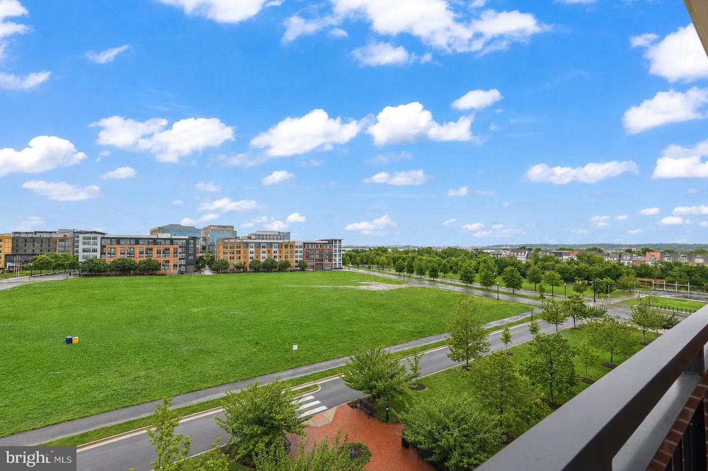 701 Swann Avenue #511 photo 25