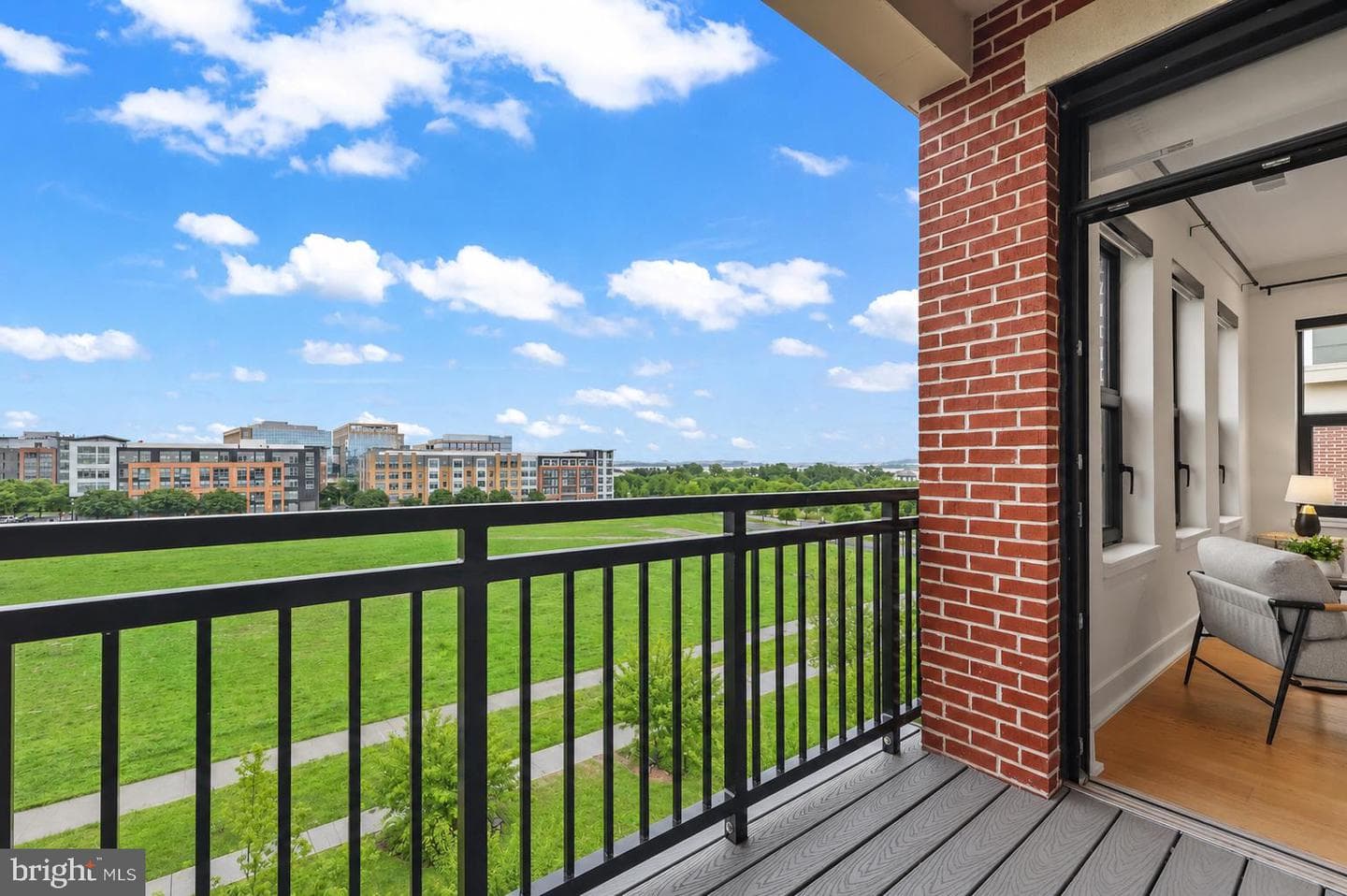 701 Swann Avenue #511 photo 26