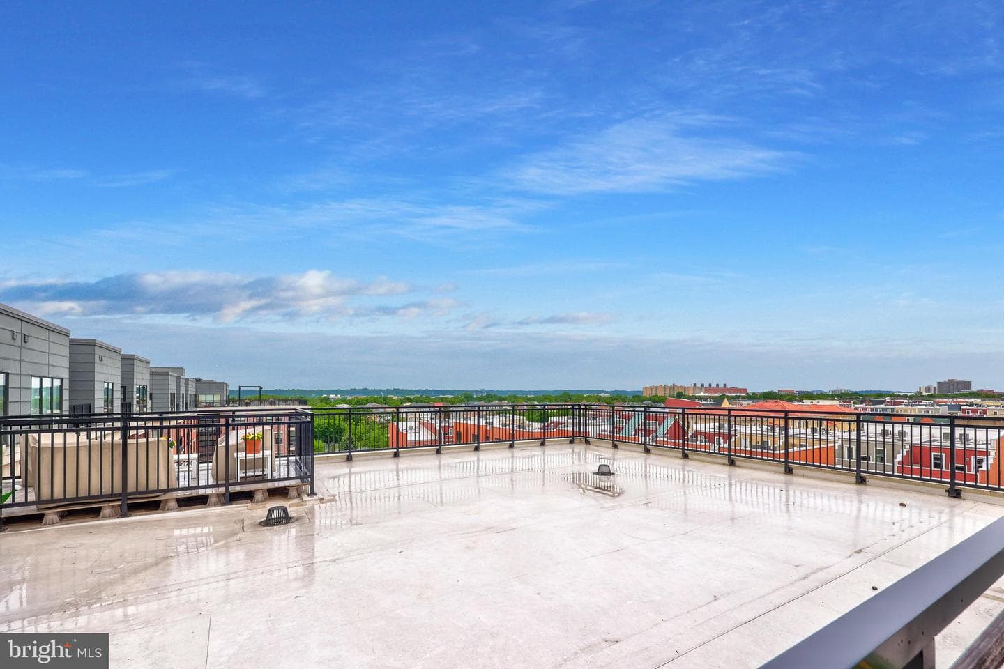 701 Swann Avenue #511 photo 41