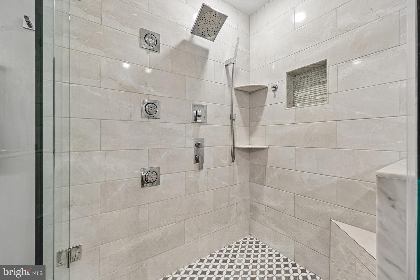 418 Ferdinand Day Drive photo 35