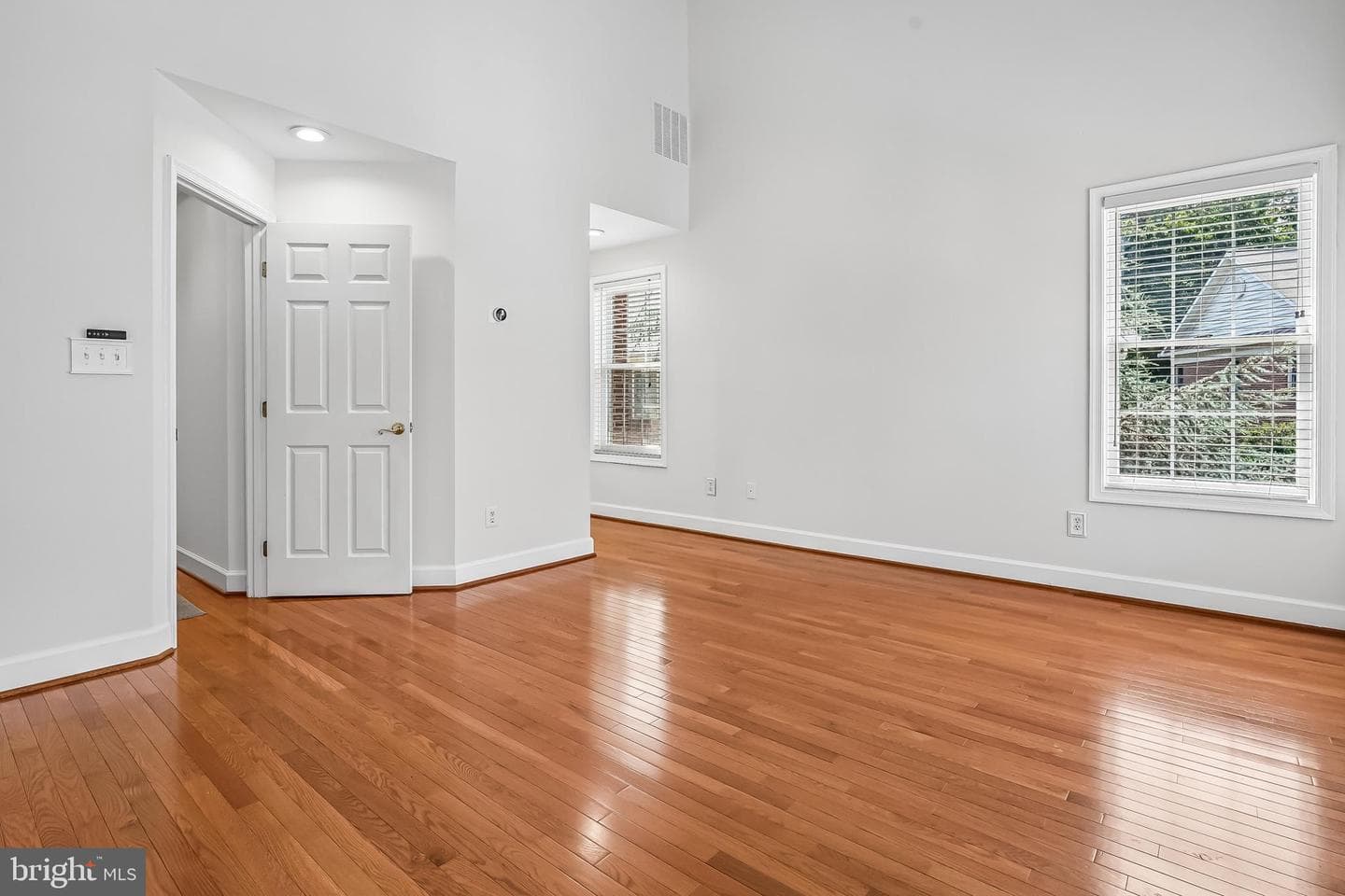 4625 Knight Place photo 36