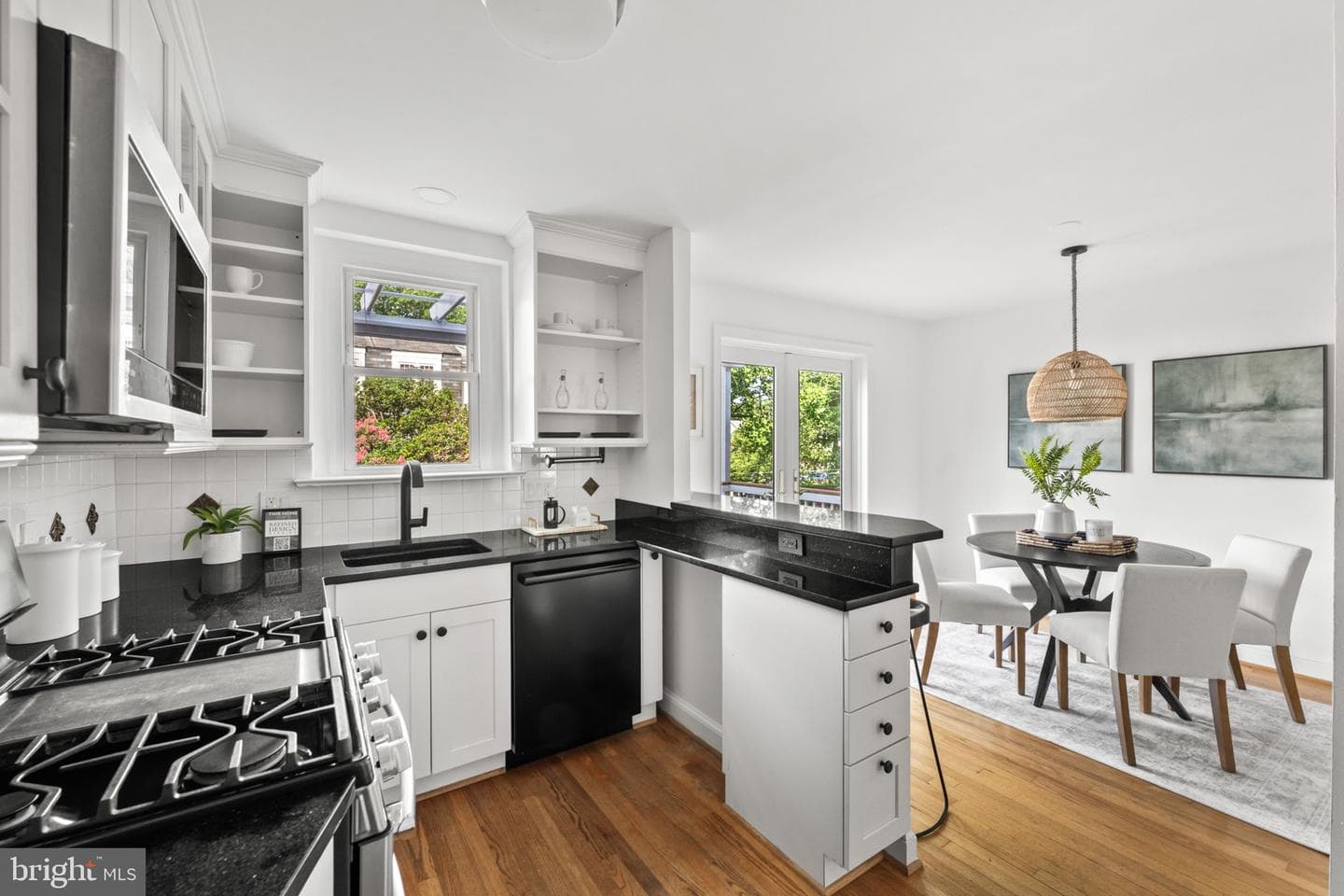 1410 Mount Vernon Avenue photo 25
