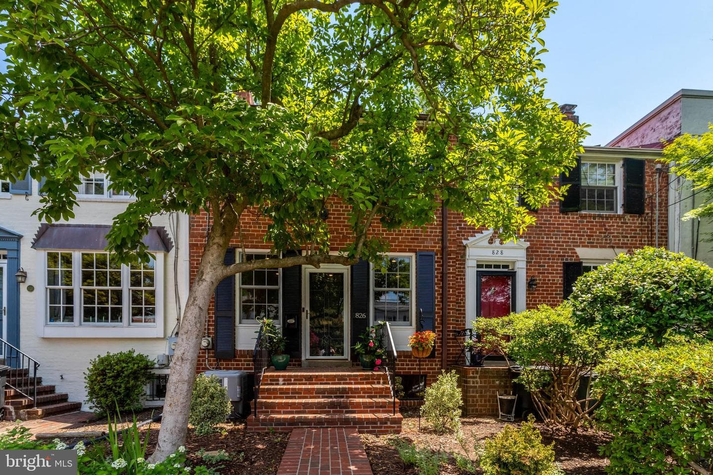 826 S Royal St, Alexandria