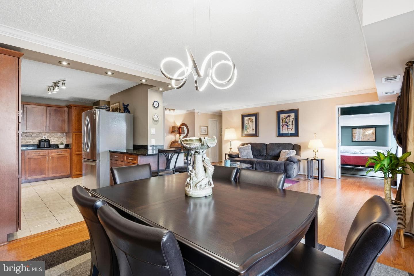 203 Yoakum Pkwy # 410 photo 13